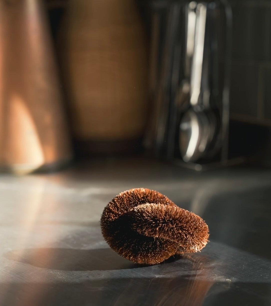 Takada Musubi Kitchen Knot Brush